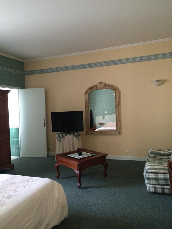 Hotel De Paris Charleville-Mézières Habitación foto