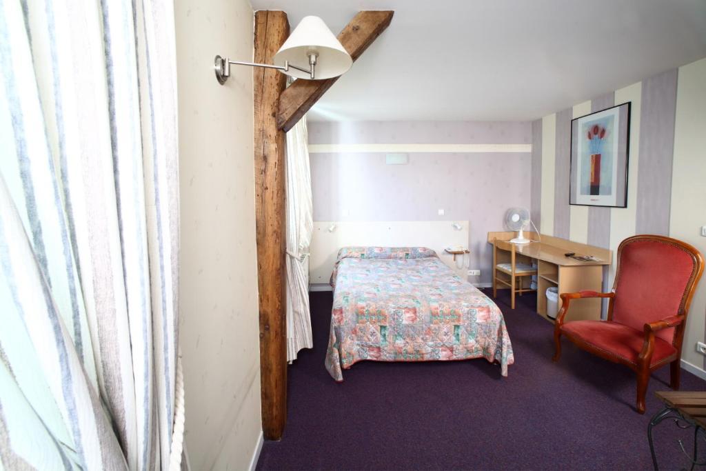 Hotel De Paris Charleville-Mézières Habitación foto